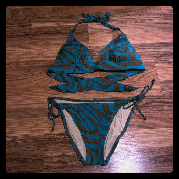 👙Victoria’s Secret - zebra print swimsuit. 🏖🦓 - Picture 2 of 5